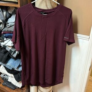 Alphalete Monarch t shirt